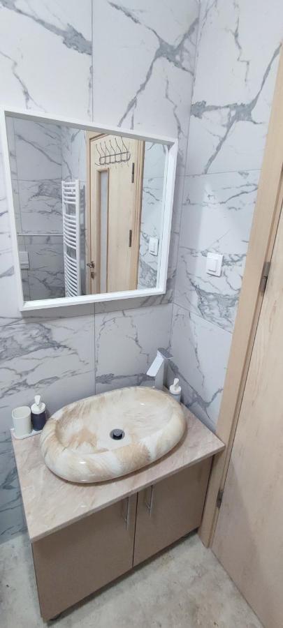 Jacuzzi Belle View Sinaia-Free Parking Apartment Ngoại thất bức ảnh