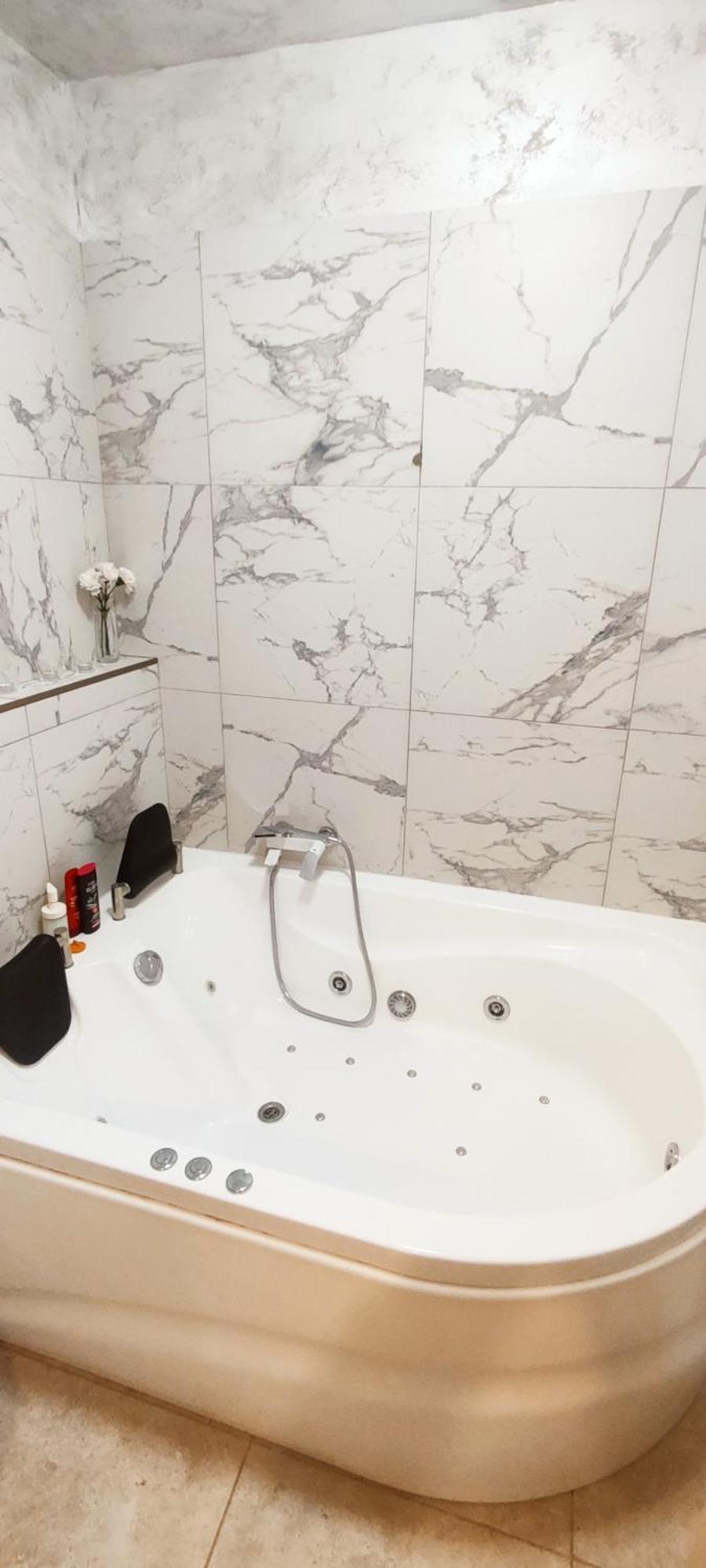 Jacuzzi Belle View Sinaia-Free Parking Apartment Ngoại thất bức ảnh